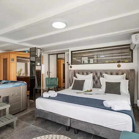 Rasoa Bed & Breakfast Agde