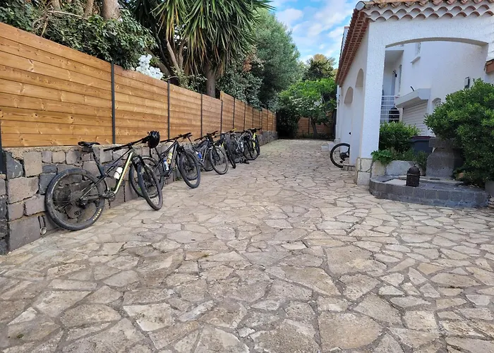 Rasoa Bed & Breakfast Agde