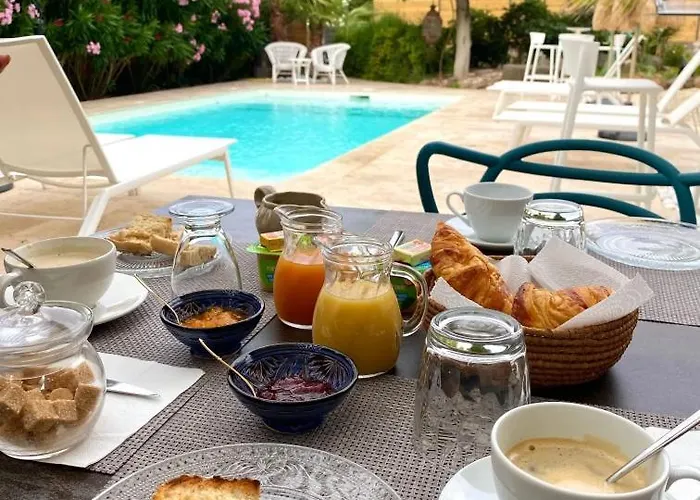 Rasoa Bed & Breakfast 4*