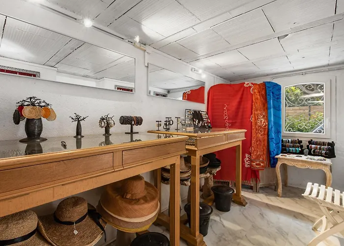 Bed & Breakfast Rasoa Agde